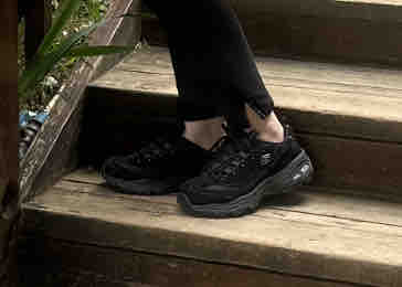 کفش پیاده روی زنانه اسکیچرز اورجینال Skechers 11930 photo review